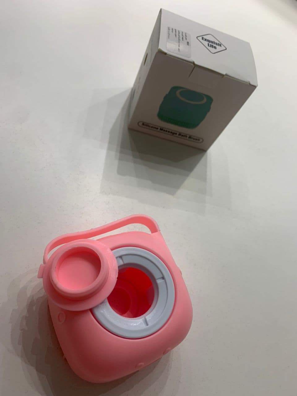 Brosse de Nettoyage et Distributeur De Shampoing en Silicone – فرشاة الحمام من السيليكون - Divers - صورة حقيقية 8