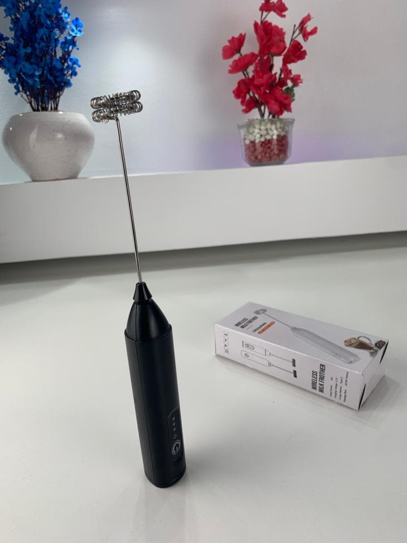 Mousseur à Lait 3 Vitesses Électrique Rechargeable – جهاز صنع رغوة الحليب الكهربائي القابل لإعادة الشحن - Cuisine - صورة حقيقية 8