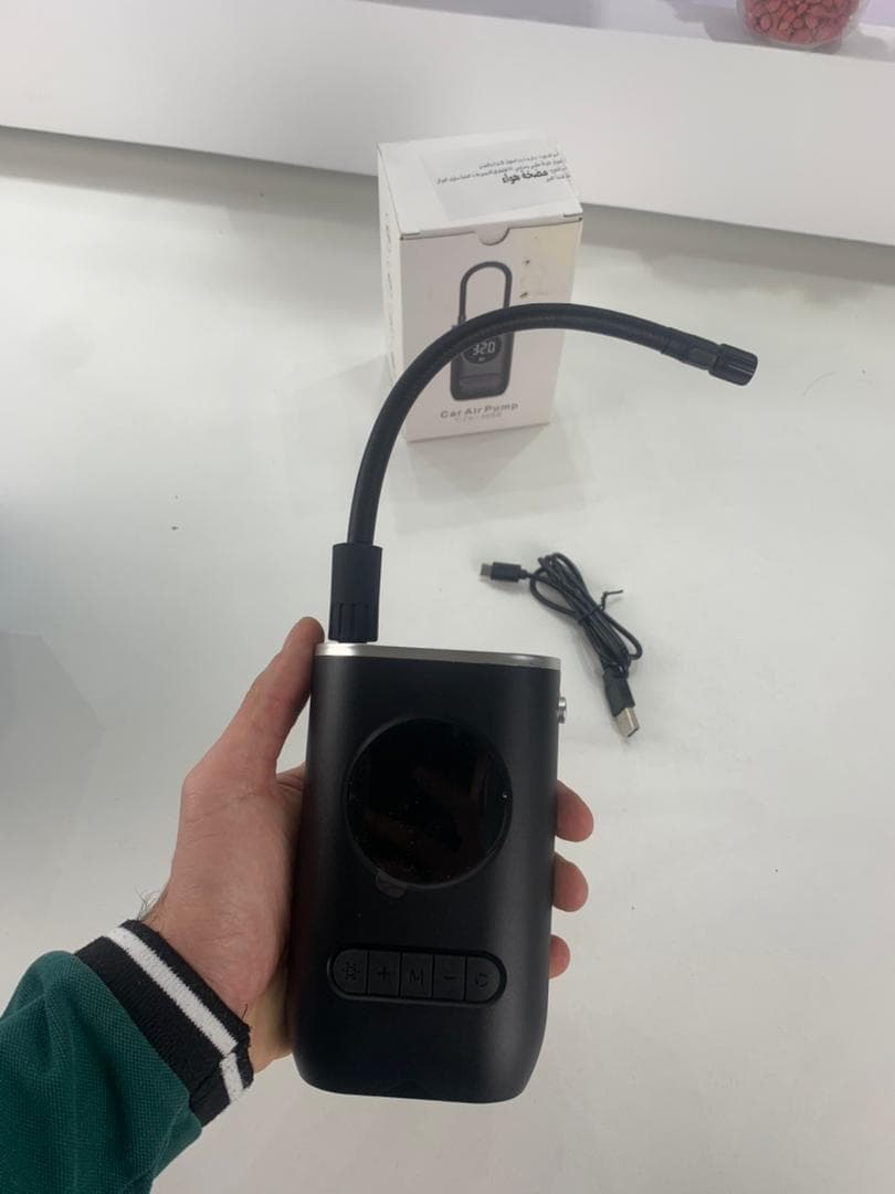 Compresseur d'Air Portable 150 PSI avec Lampe LED – منفاخ هواء محمول مع إضاءة - Accessoires Auto/Moto - صورة حقيقية 11
