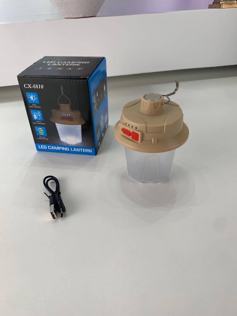 Lanterne Portable Rotative à 360° – فانوس محمول دوار - Camping et Randonnée - صورة حقيقية 9