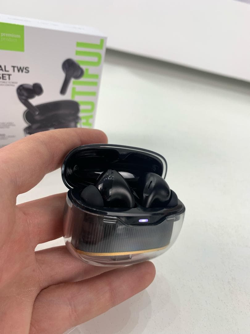 Écouteurs Hoco sans fil EW54 Rayo – سماعات لاسلكية - Accessoires Auto/Moto - صورة حقيقية 8