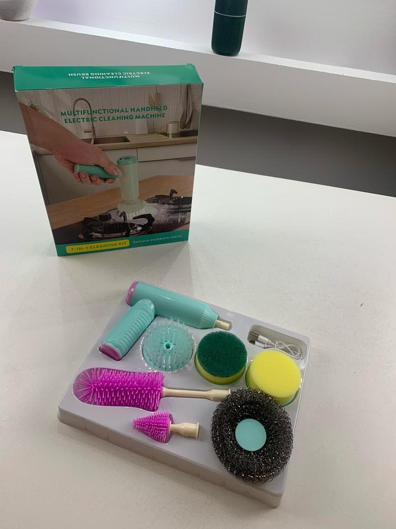 Brosse de Nettoyage Électrique Sans Fil 7en1 – فرشات تنظيف متعددة الرؤوس - Cuisine - صورة حقيقية 6