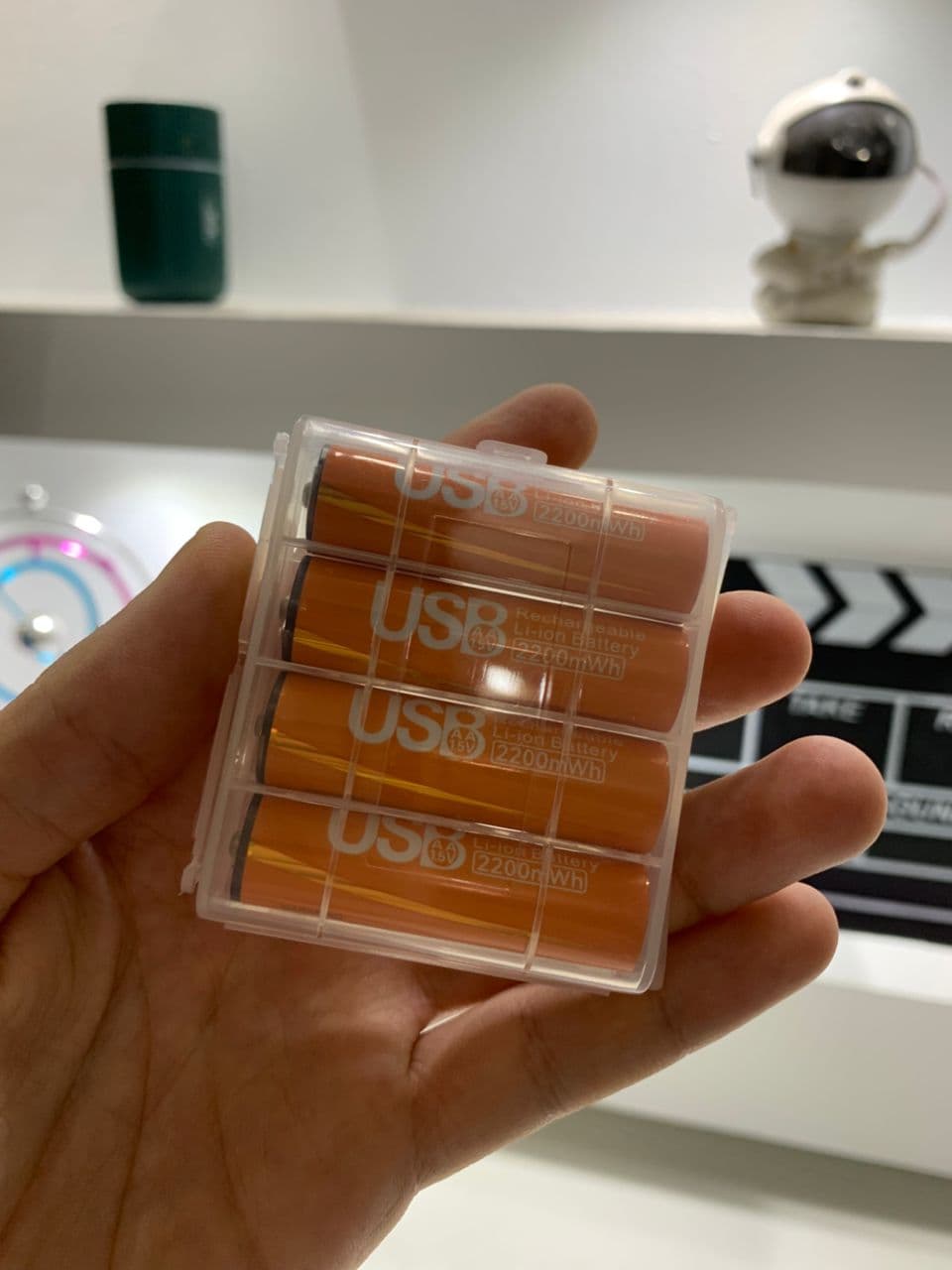 Pack de 4 Piles Rechargeables USB Type-C – AA 1.5V 2200 mAh – علبة من 4 بطاريات قابلة للشحن - Électronique - صورة حقيقية 3