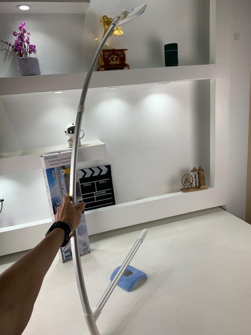 Outil de nettoyage de vitres à long manche télescopique – منظف زجاج خارجي - Maison - صورة حقيقية 10