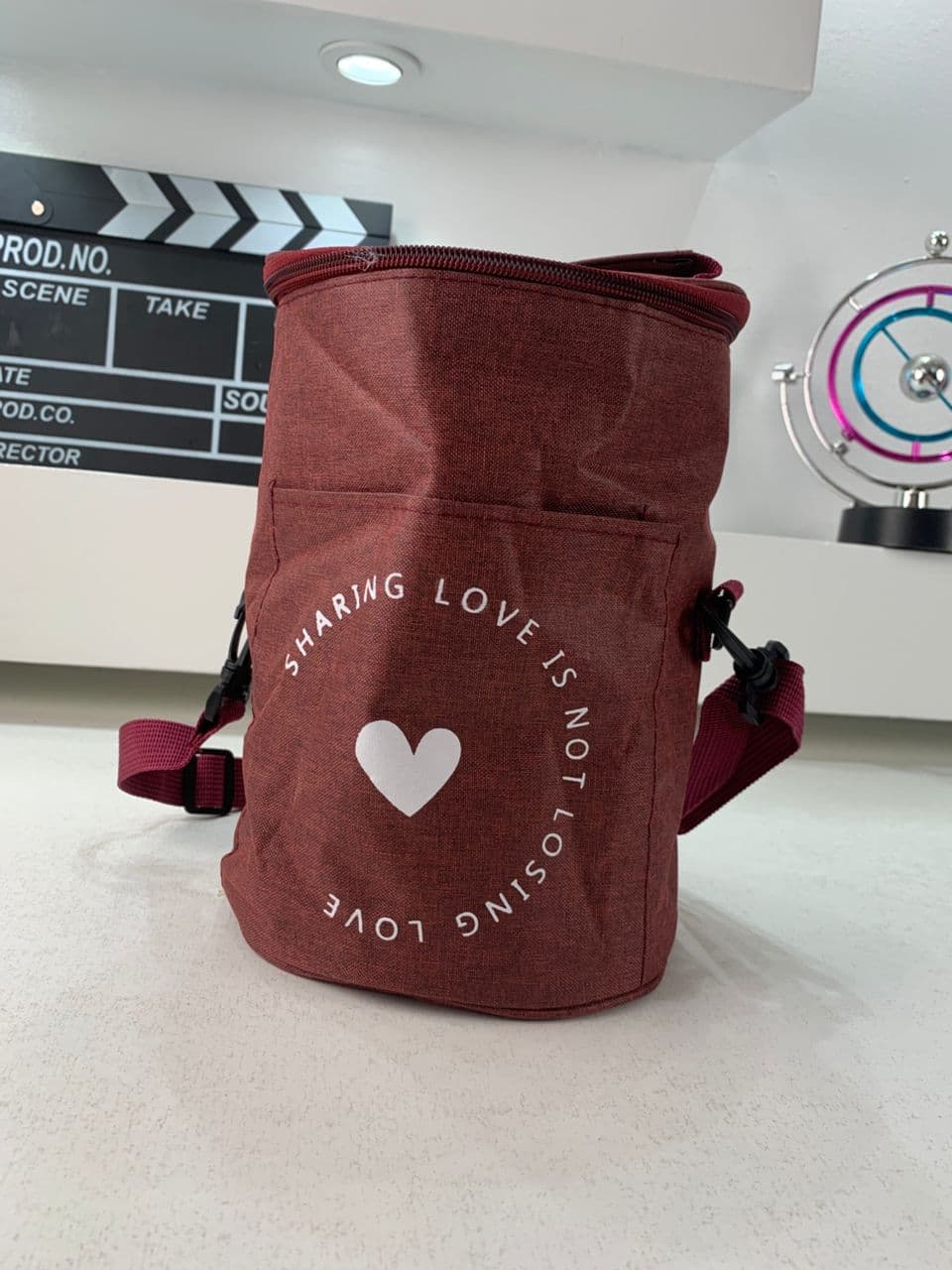 Sac à déjeuner isotherme portable avec bandoulière – حقيبة حفظ الطعام حافظة للحرارة - Maison - صورة حقيقية 8