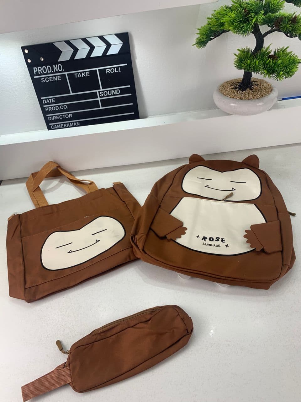 Ensemble de Sacs Snorlax 3Pcs Design Kawaii Marron – حقيبة مدرسية 3 قطع لون بني - Sac à dos et Mode - صورة حقيقية 7