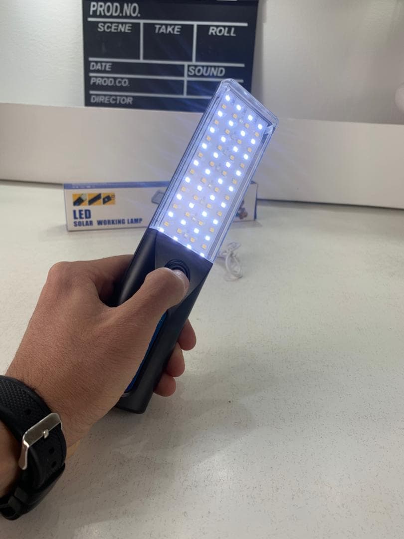 Lampe de Travail LED Rechargeable Éclairage Ultra-Puissant avec Panneau Solaire Intégré – مصباح عمل قابل للشحن - Outillage et Bricolage - صورة حقيقية 8