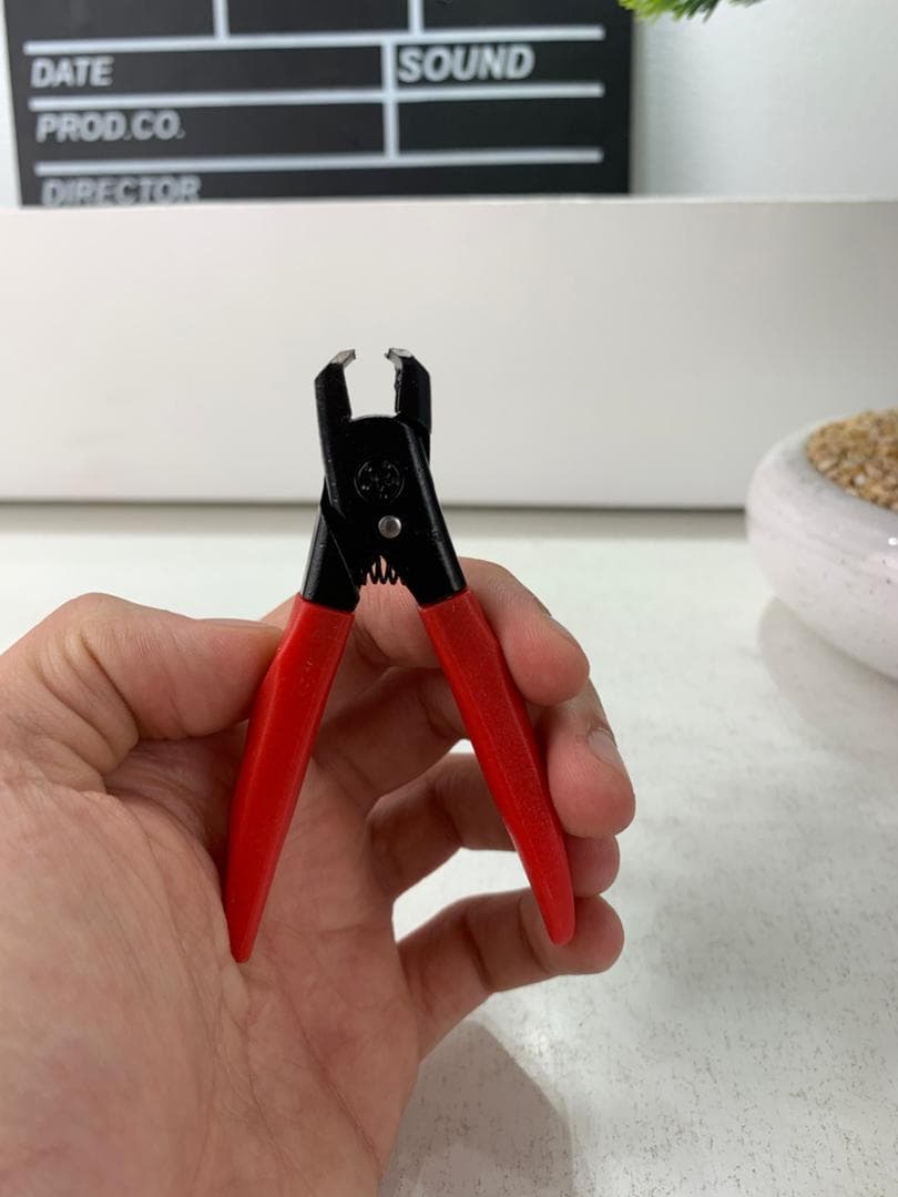 Coupe-ongles courbés en acier inoxydable pour ongles épais – مقص أظافر بتصميم منحني للأظافر السميكة - Soins et Beauté - صورة حقيقية 9