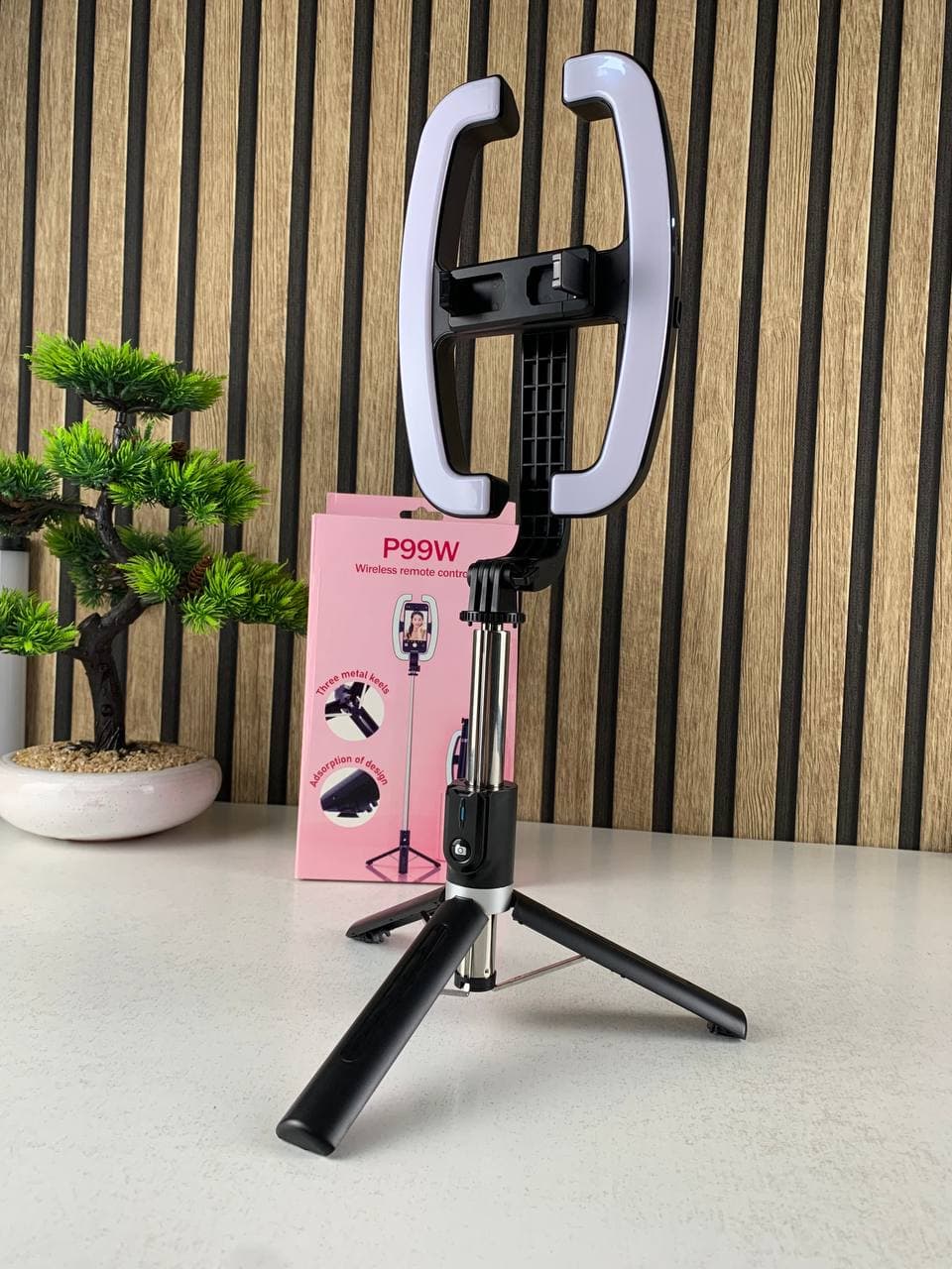 Perche à Selfie Extensible avec Support pour Téléphone et Lampe LED – عصا سيلفي مع إضاءة مدمجة ويد تحكم - Électronique - صورة حقيقية 8