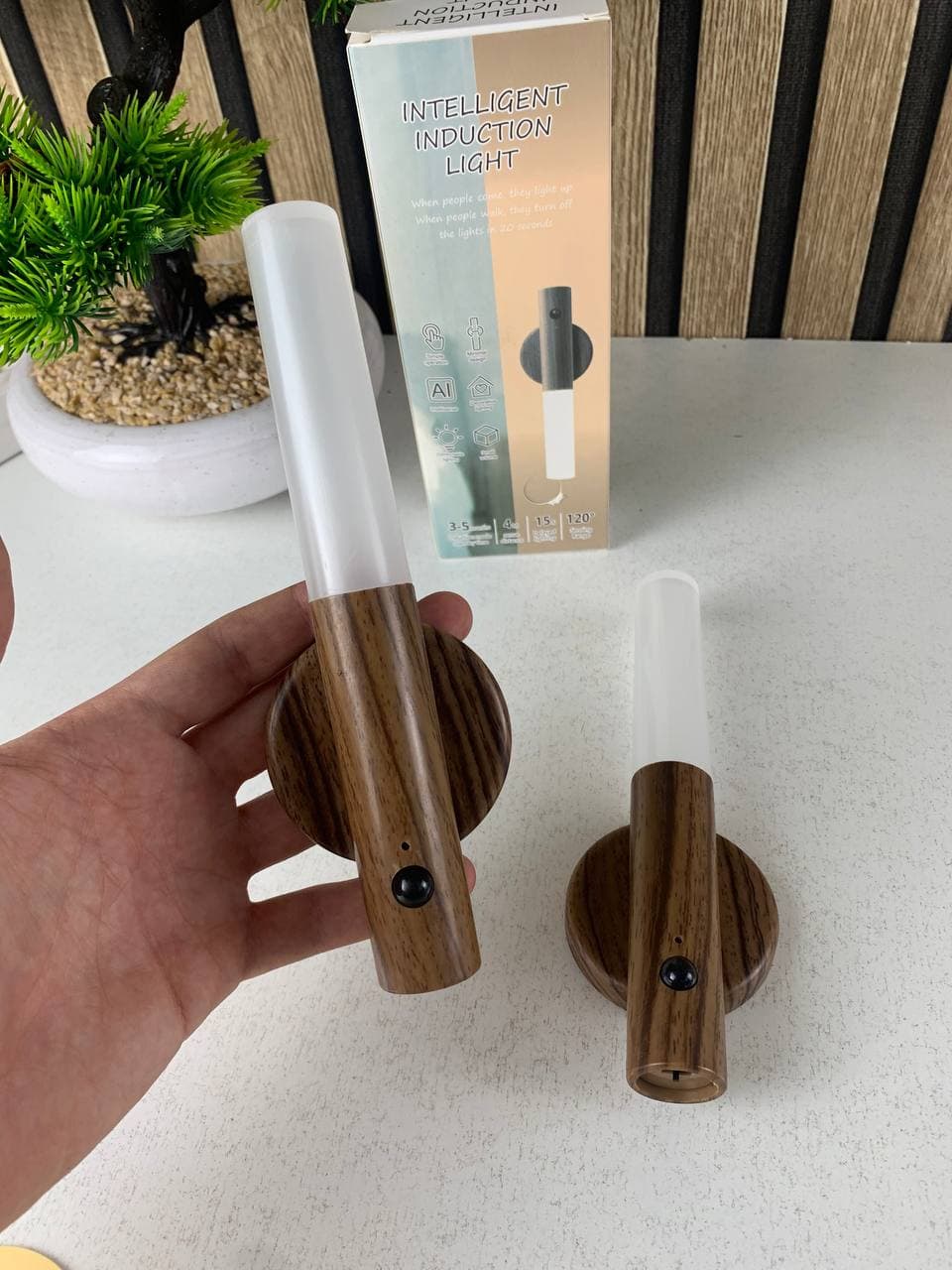 Lampe Murale Sans Fil Rechargeable Magnétique avec Détecteur de Mouvement - Décoration - صورة 2