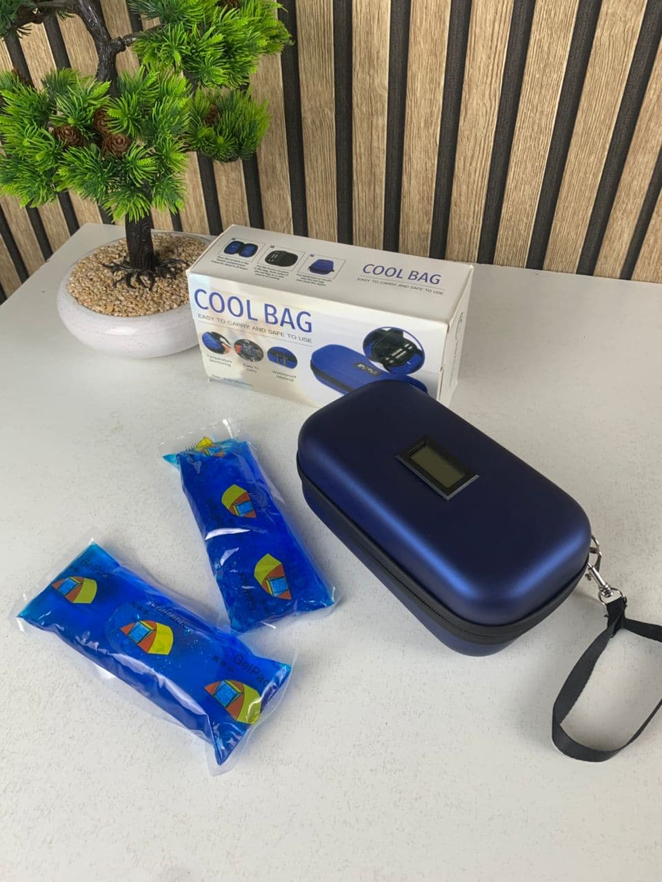 Trousse isotherme pour insuline avec écran afficheur de température - Divers - صورة حقيقية 8