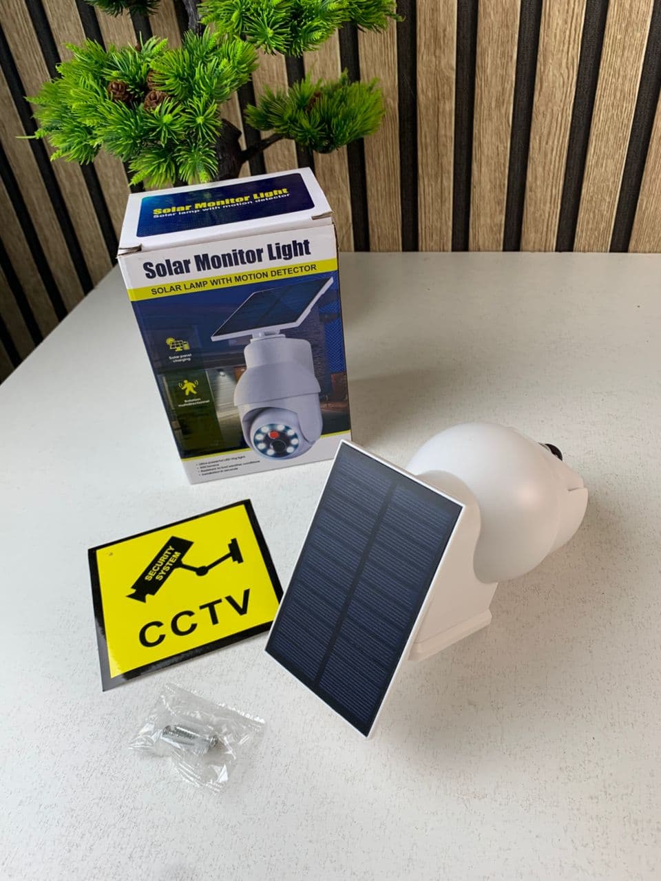 Faux caméra et lampe solaire à détecteur de mouvement – مصباح ليلي على شكل كاميرة - Outillage et Bricolage - صورة حقيقية 8