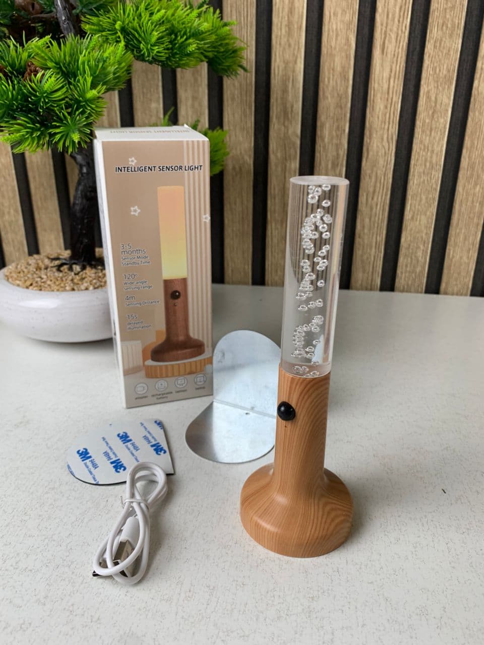 Applique murale rechargeable en bois avec détecteur de mouvement effet glow – مصباح جداري محمول - Maison - صورة حقيقية 6