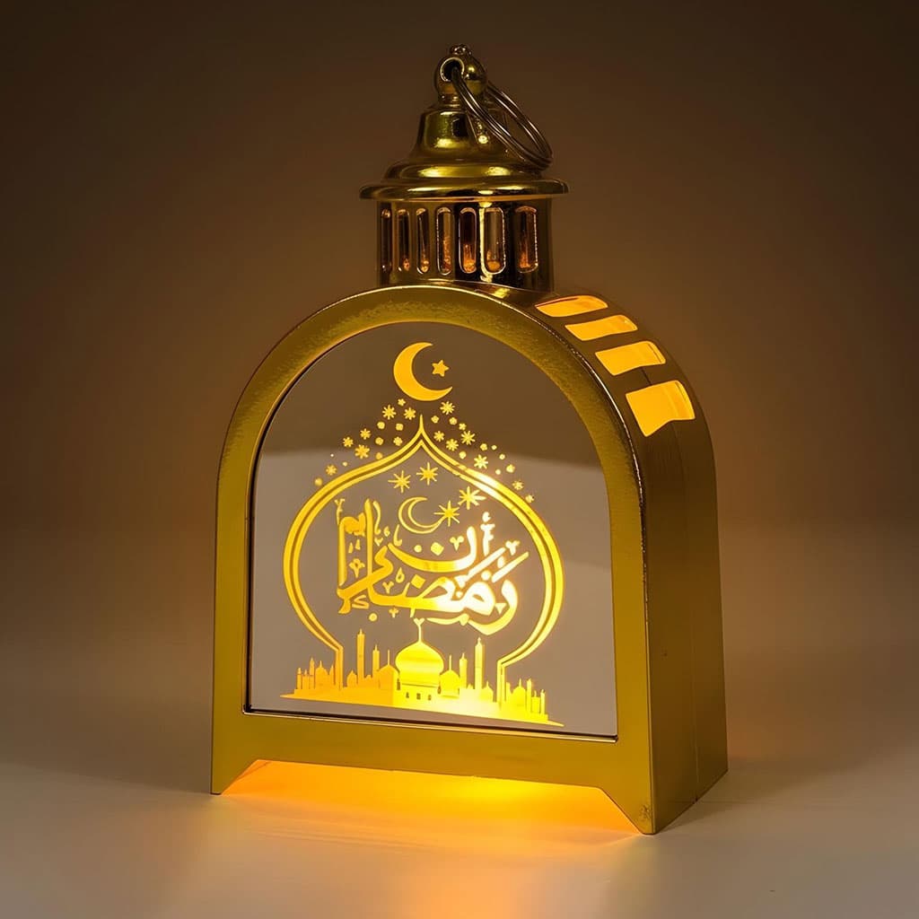 Lanterne de Ramadan Dorée LED Design Traditionnel avec Silhouette – فانوس مضيء لشهر رمضان - Décoration - صورة 1
