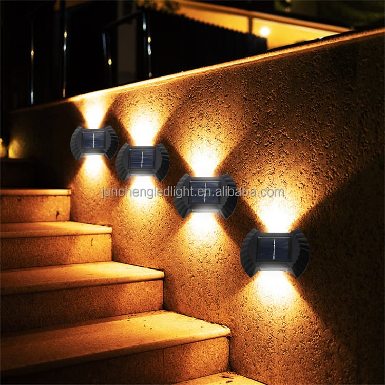 Appliques Murales Solaires Up & Down (Pack de 4Pcs) - طقم مصابيح حائط شمسية ذكية (4 قطع) - Décoration - صورة 2