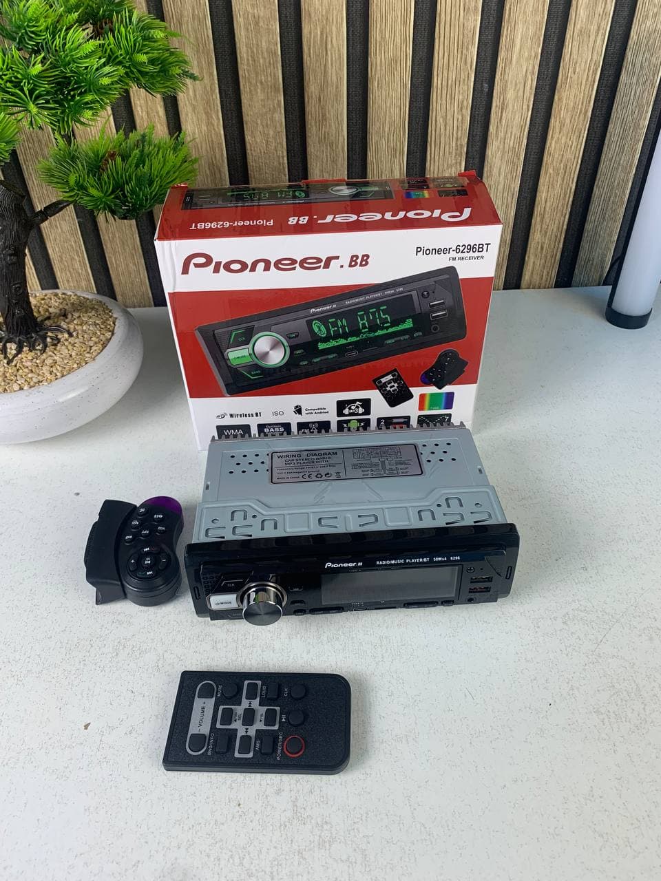 Pioneer-6296BT FM Receiver & MP3 Player pour Voitures - جهاز راديو سيارة بايونير الذكي مع بلوتوث وإضاءة - Accessoires Auto/Moto - صورة حقيقية 9