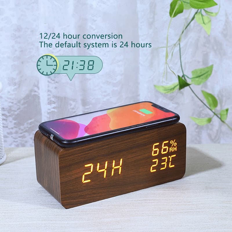 Réveil numérique de bureau en bois avec socle de charge sans fil Qi - Électronique - صورة 3
