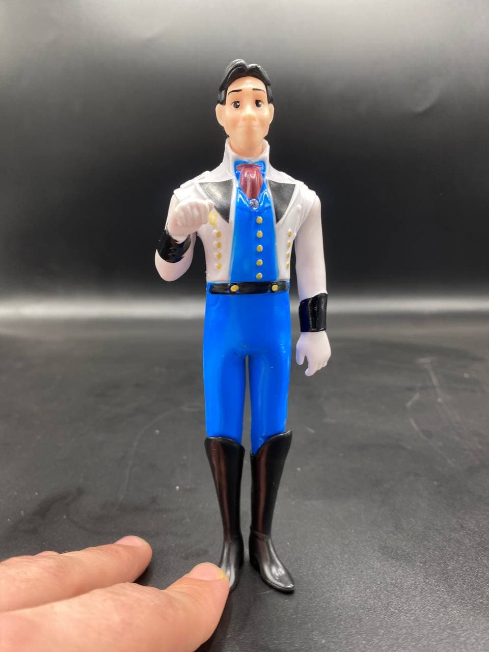Ensemble de figurine Frozen 6 caractéres — صورة 12