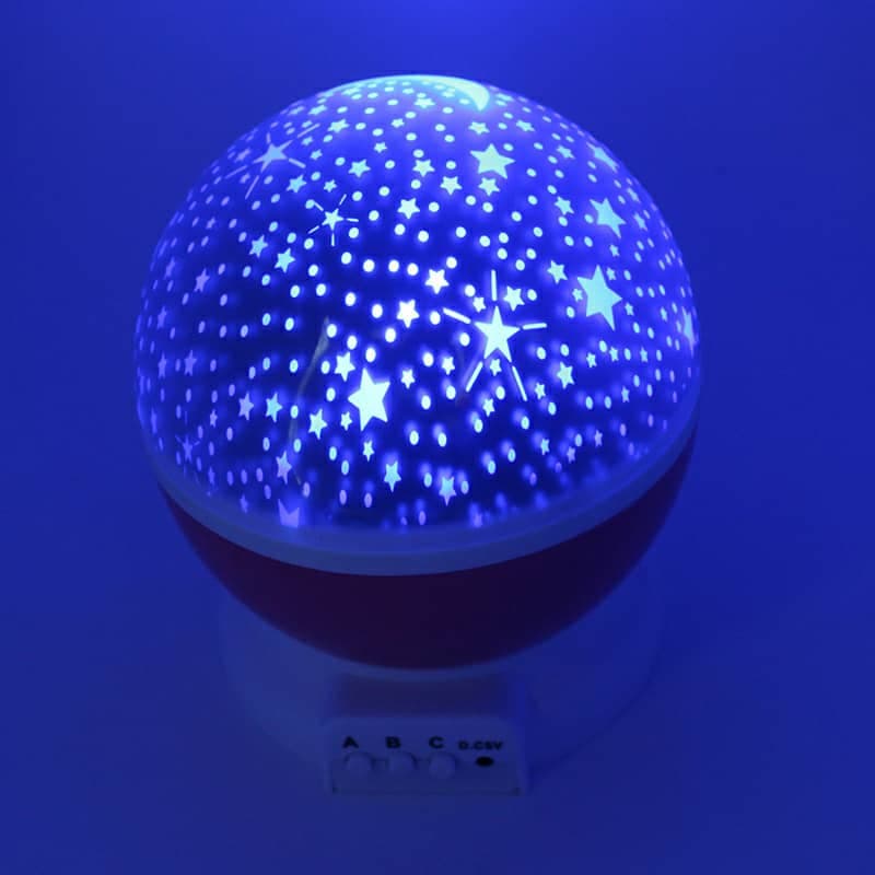 Projecteur LED rotatif produisant l’image d’un ciel étoilé, idéal pour la chambre d’un enfant — صورة 6