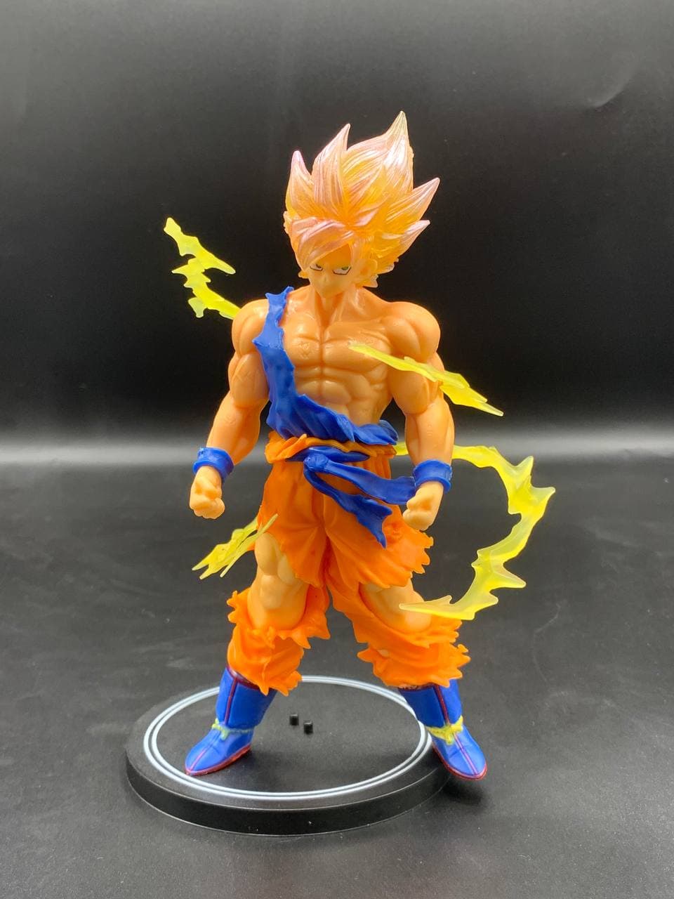 Figurine Son Goku Super Saiyan — صورة 8
