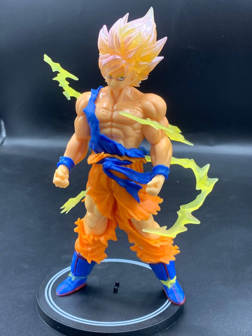 Figurine Son Goku Super Saiyan — صورة 5