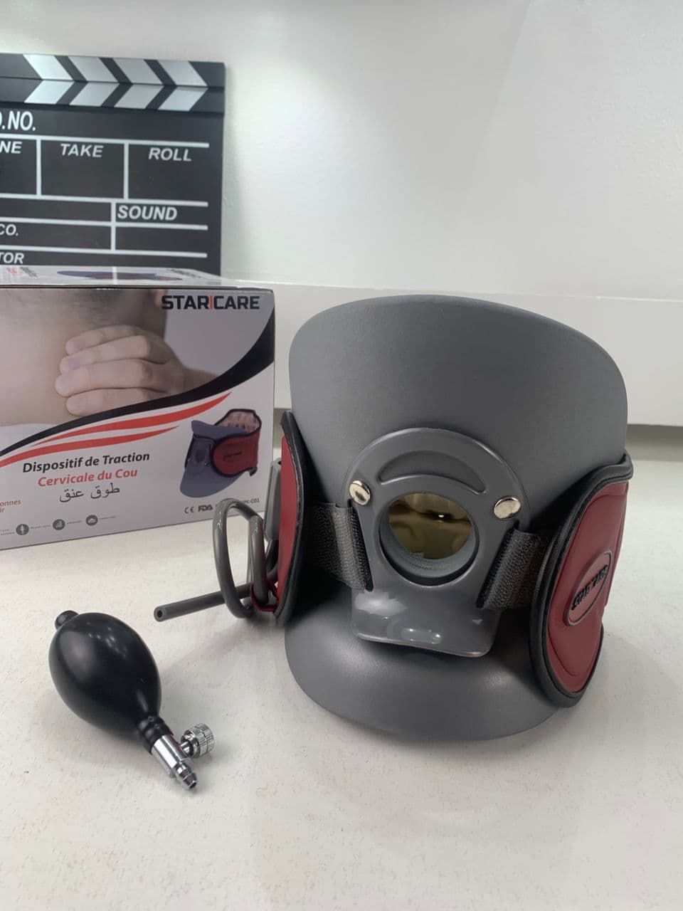 STARICARE Civière de cou gonflable et rétracteur de traction cervicale avec pompe – أداة تصحيح وضعية العنق — صورة حقيقية 10