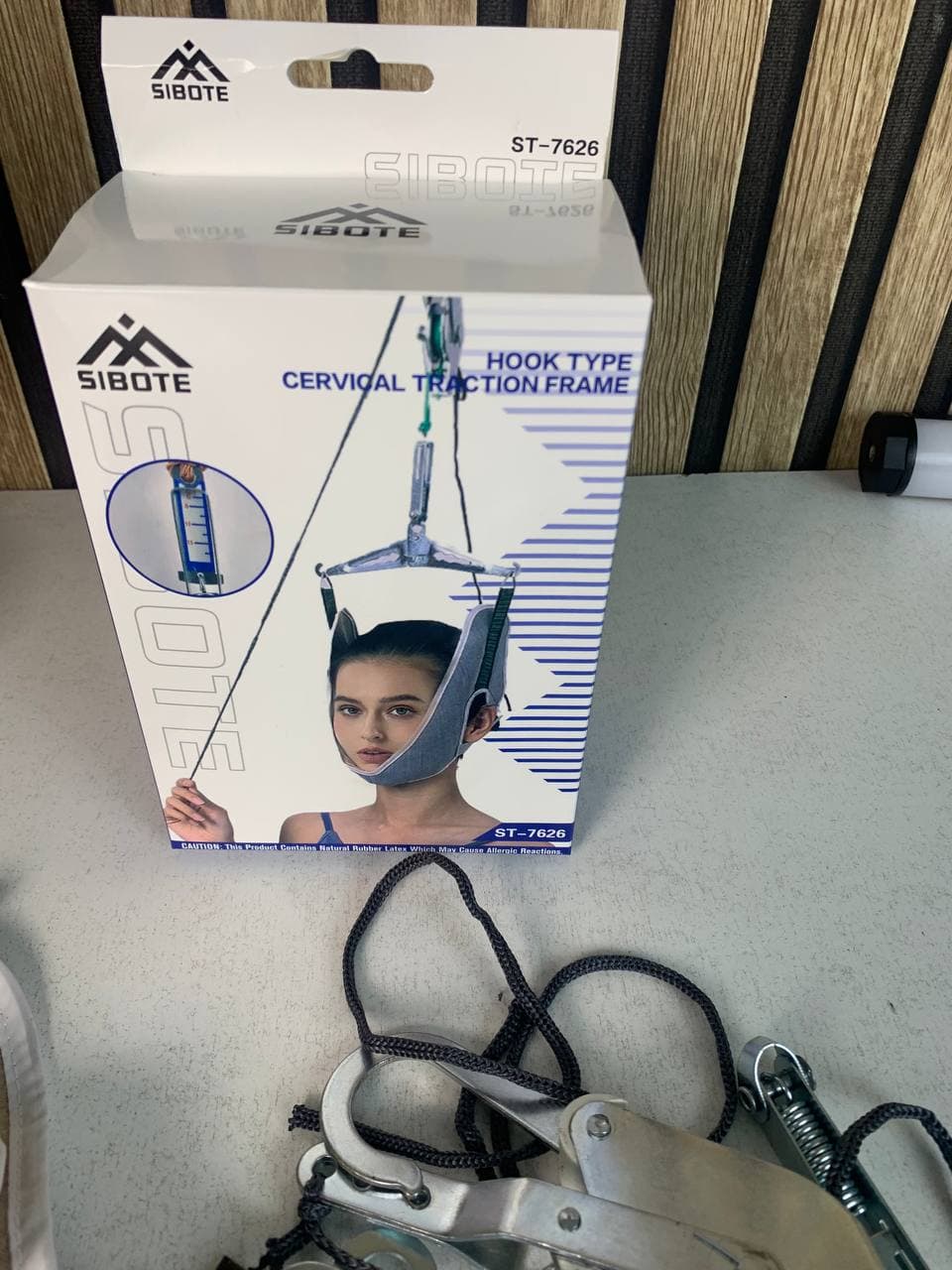 موسع عنق طبي | Cervical Traction Frame | بارتفاع قابل للتعديل — صورة حقيقية 10
