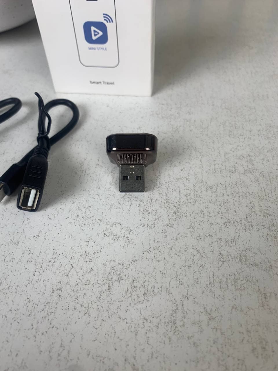Adaptateur Sans Fil CarPlay et Android Auto pour Voitures - محول السيارة الذكي 2 في 1 - Accessoires Auto/Moto - صورة حقيقية 15