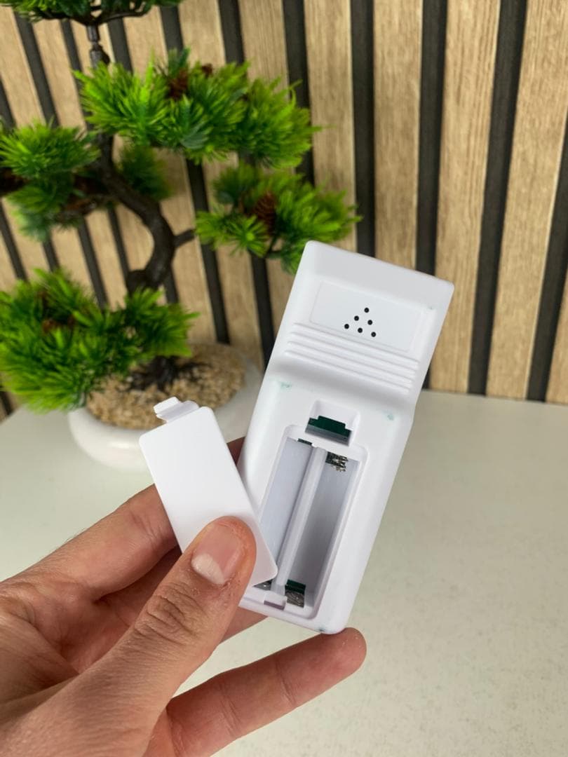 Duplicateur de Cartes Multifréquences avec Avertisseur Sonore – جهاز نسخ البطاقات الإلكترونية — صورة حقيقية 9