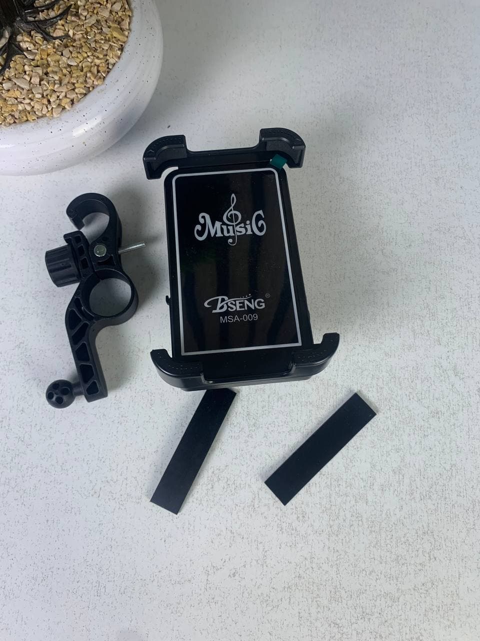 Support Téléphone avec Haut-parleur Induction et Charge Sans Fil - حامل هاتف ذكي متعدد الوظائف مع مكبر صوت وشاحن لاسلكي - Accessoires Auto/Moto - صورة حقيقية 7