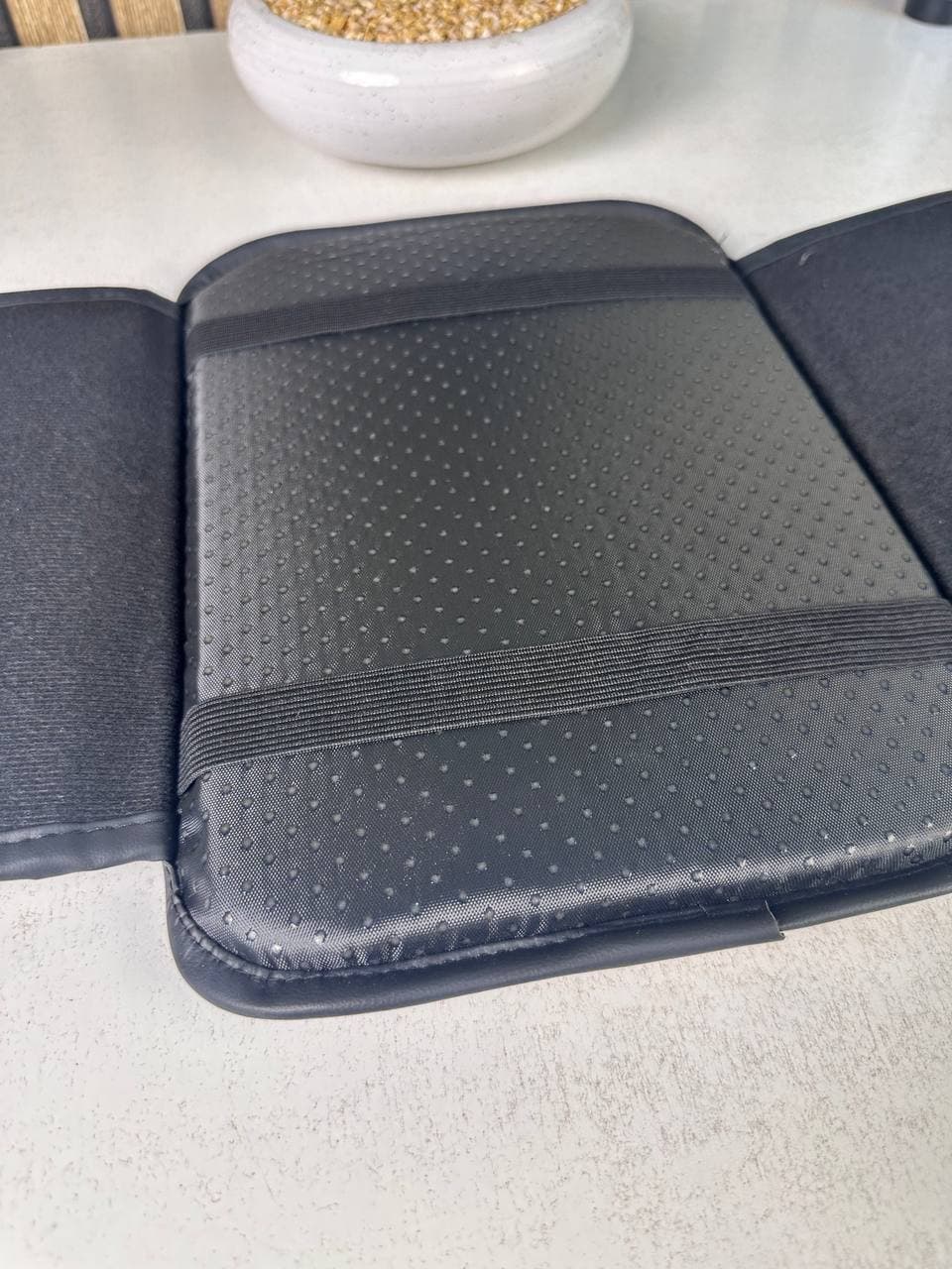 وسادة مسند ذراع للسيارة | Coussin Accoudoir Auto | جيوب تخزين — صورة حقيقية 8