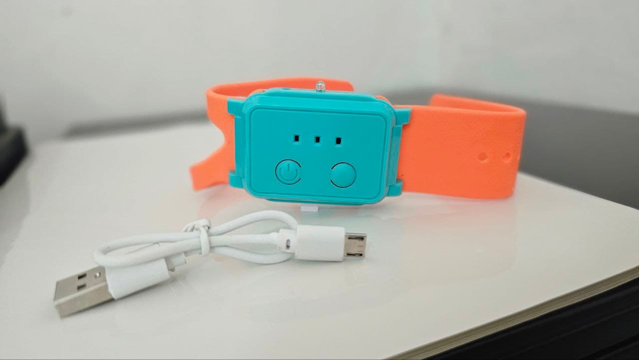 hélicoptère volant jouets pour enfants avec capteur infrarouge recharge USB V2 — صورة حقيقية 8