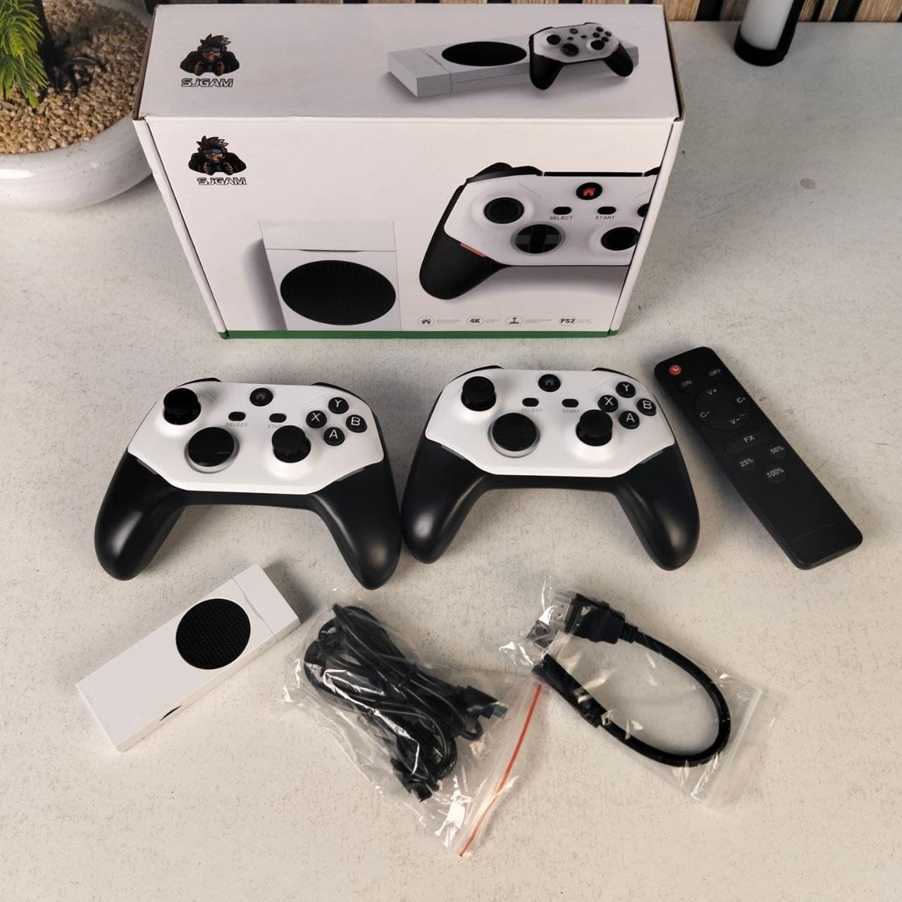 Console Game Stick Retro 4K M88 avec 30000+ Jeux et 2 Manettes Sans Fil - جهاز ألعاب الفيديو ريترو - Jouet & Gaming - صورة حقيقية 13