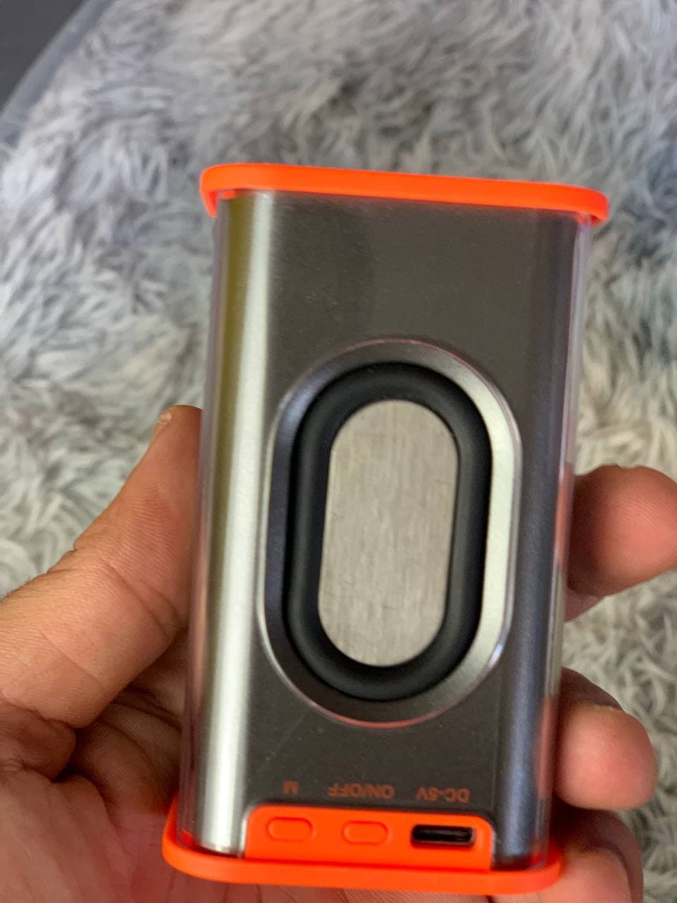 K07 Haut-parleurs compatible Bluetooth 5.0 Transparent sans fil USB 3 LED — صورة حقيقية 11