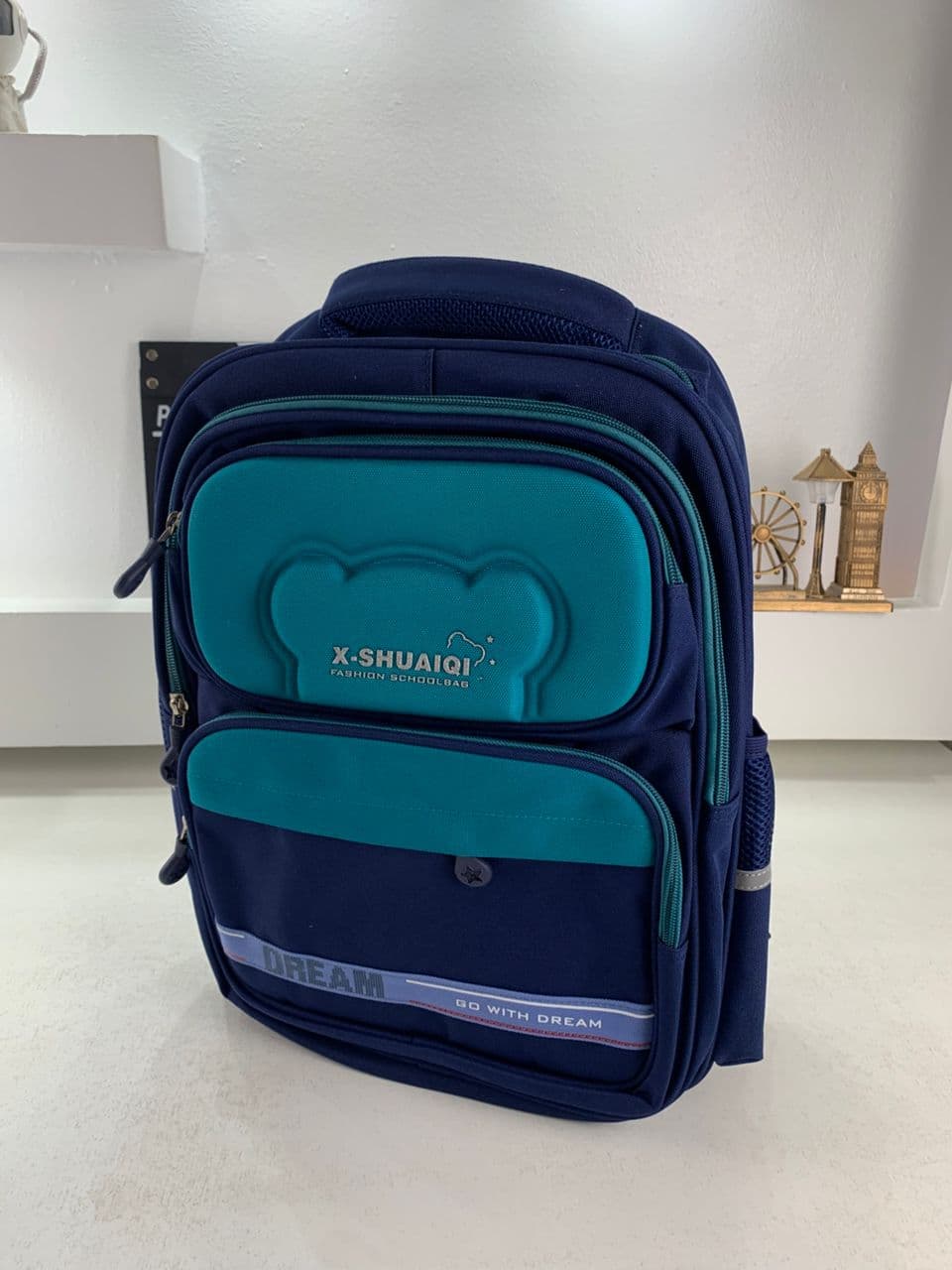Sac à Dos Scolaire Orthopédique pour Enfants X-SHUAIQI Bleu Ciel – محفظة مدرسية للأطفال أزرق فاتح — صورة حقيقية 4
