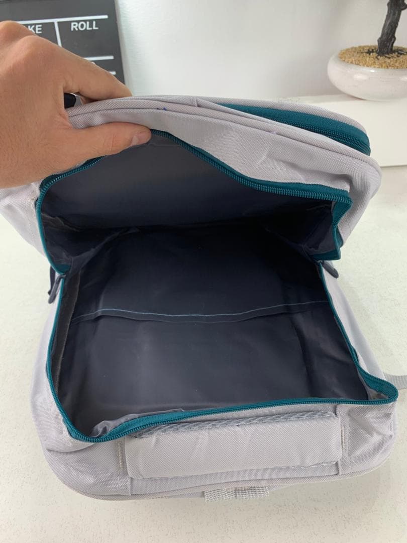 Sac à Dos Enfant Space Design Ludique Multi-Poches Gris – حقيبة مدرسية للأطفال لون رمادي — صورة حقيقية 7