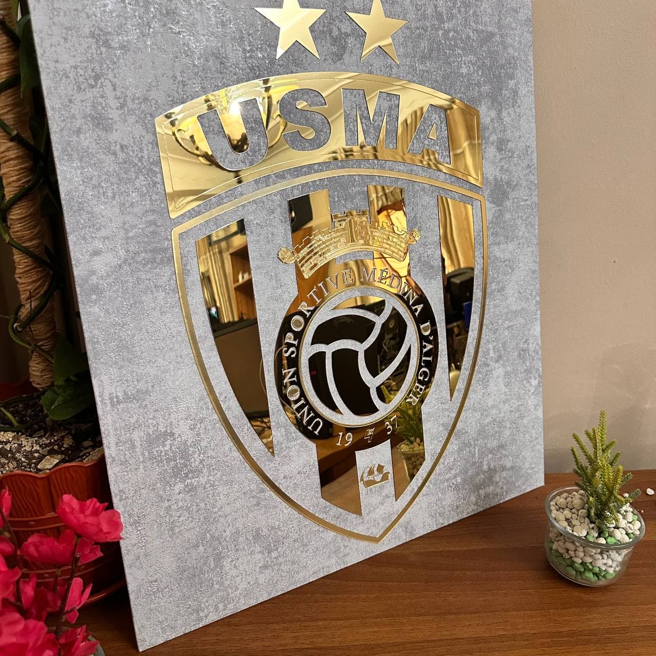 Cadre en Acrylique Effet Gold Miroir Motif Club USMA — صورة حقيقية 10