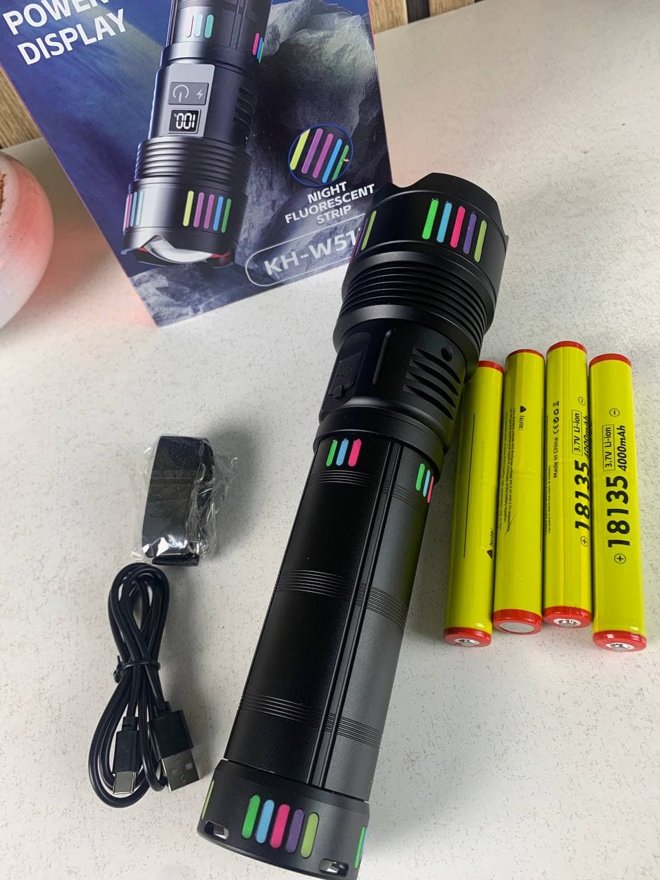 مصباح يدوي تكتيكي قوي | Lampe Torche 2000 Lumens | بطارية 16000mAh — صورة حقيقية 15