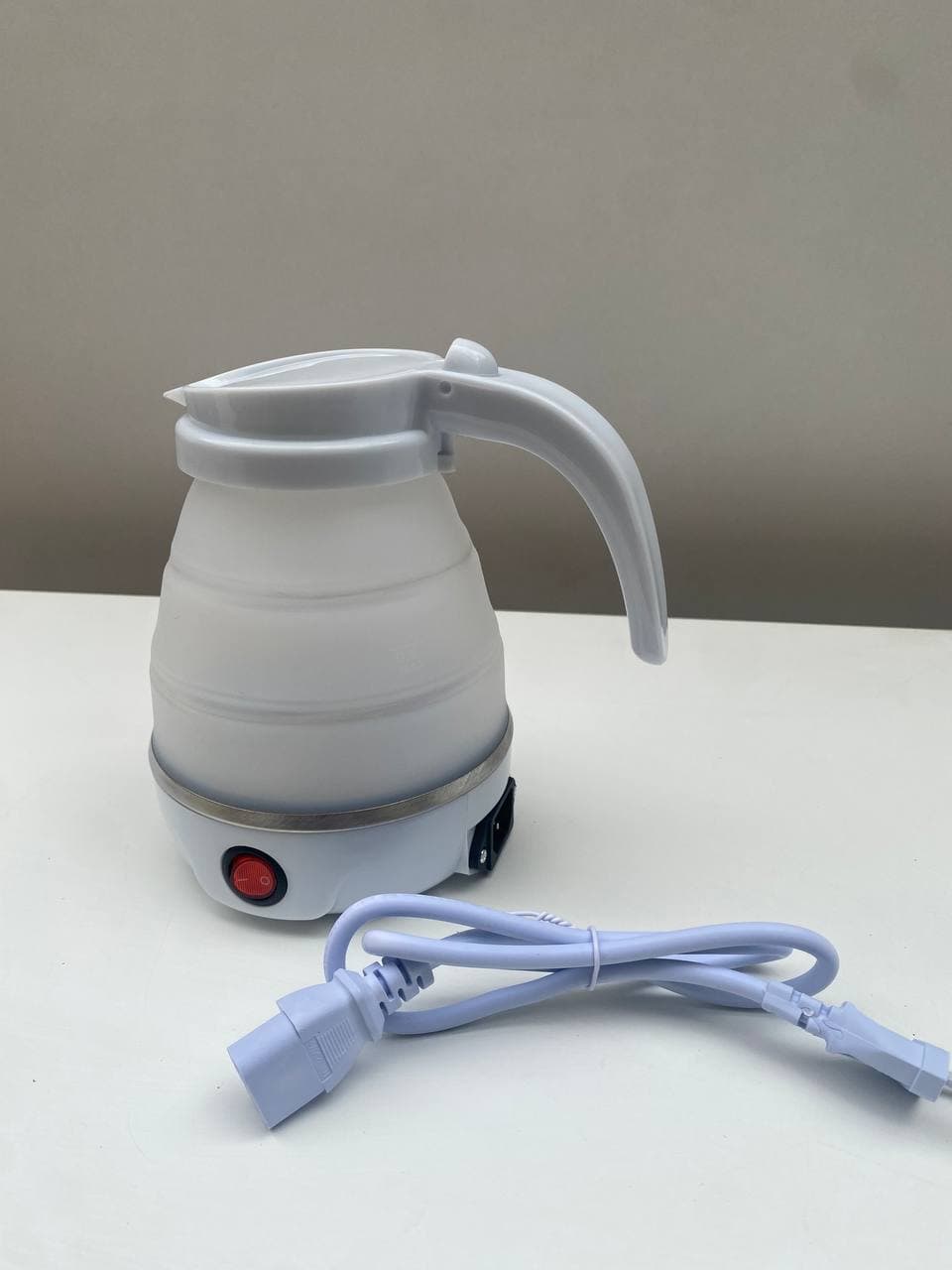 Bouilloire électrique pliable, portable et pliable de voyage – 600 ml — صورة حقيقية 8