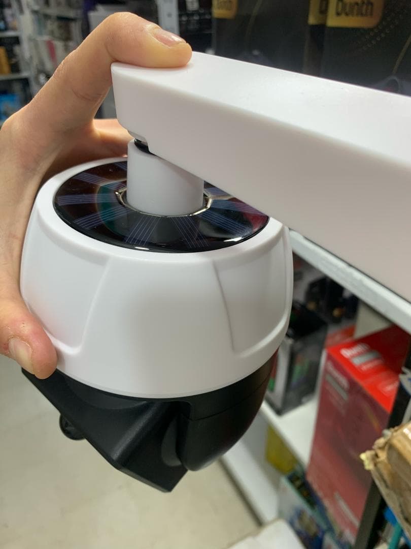 Fake Camera et Lampe Solaire avec Détecteur de Mouvement – مصباح على شكل كاميرة — صورة حقيقية 7