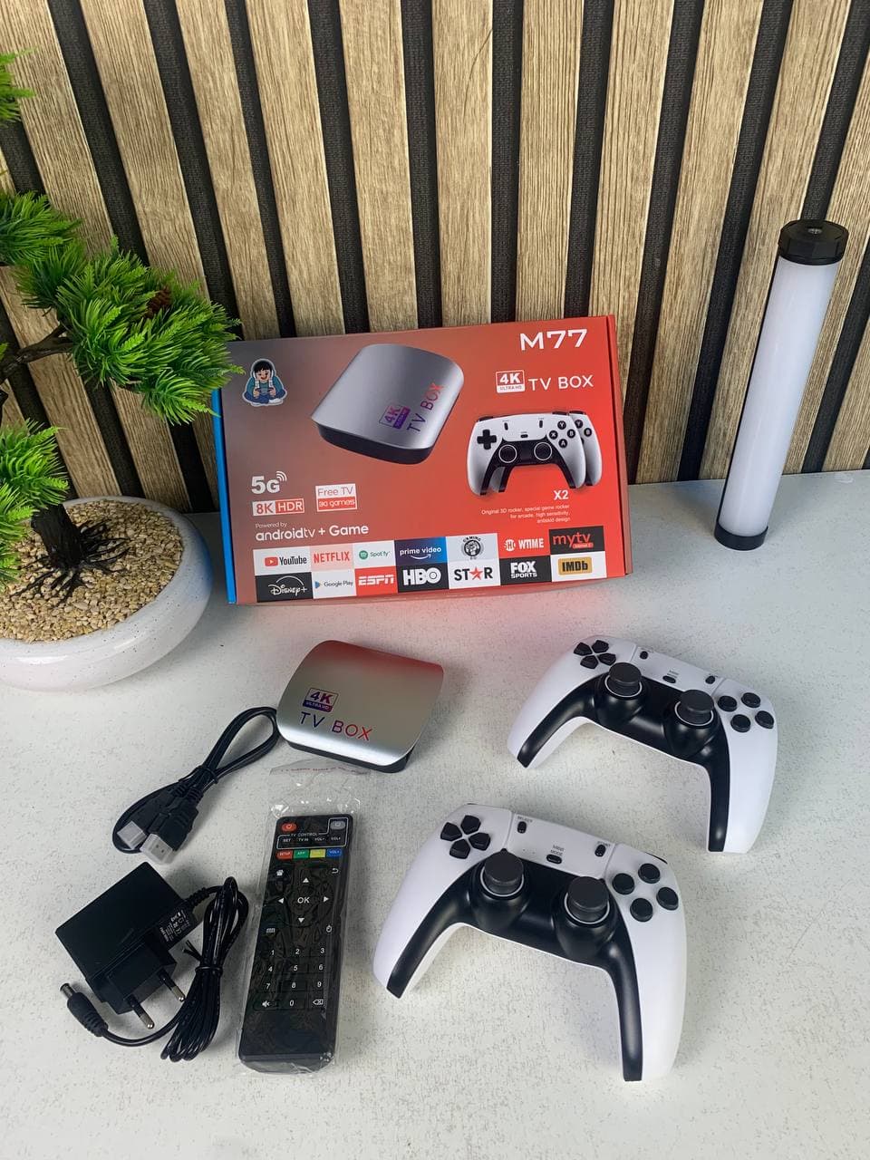TV Box & Game Console M77 Ultra HD avec Deux Manettes et Télécommande - جهاز الترفيه والألعاب المتكامل - Jouet & Gaming - صورة حقيقية 11