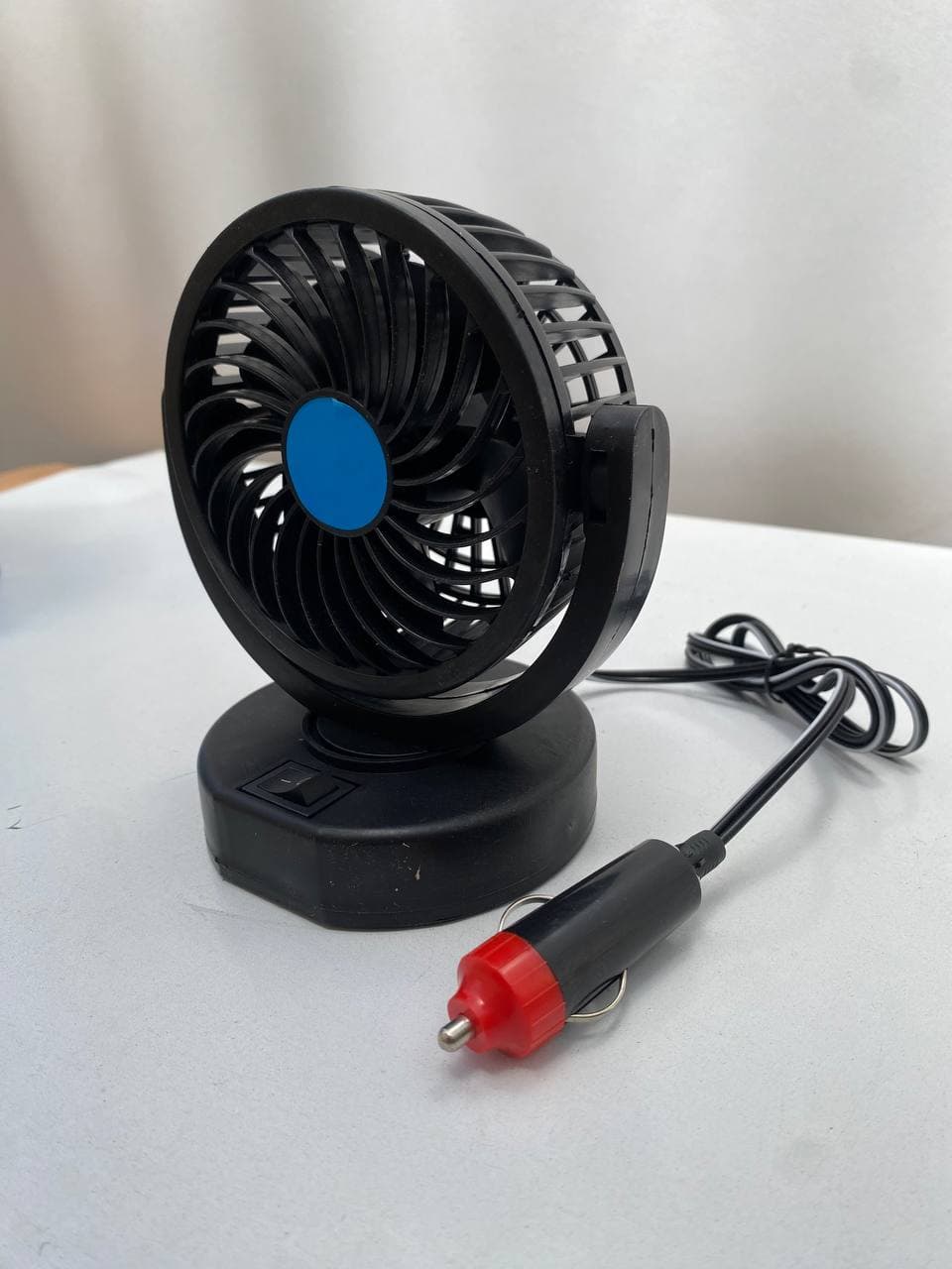 Ventilateur électrique 12V pour tableau de bord de voiture, rotatif à 360 degrés — صورة حقيقية 11