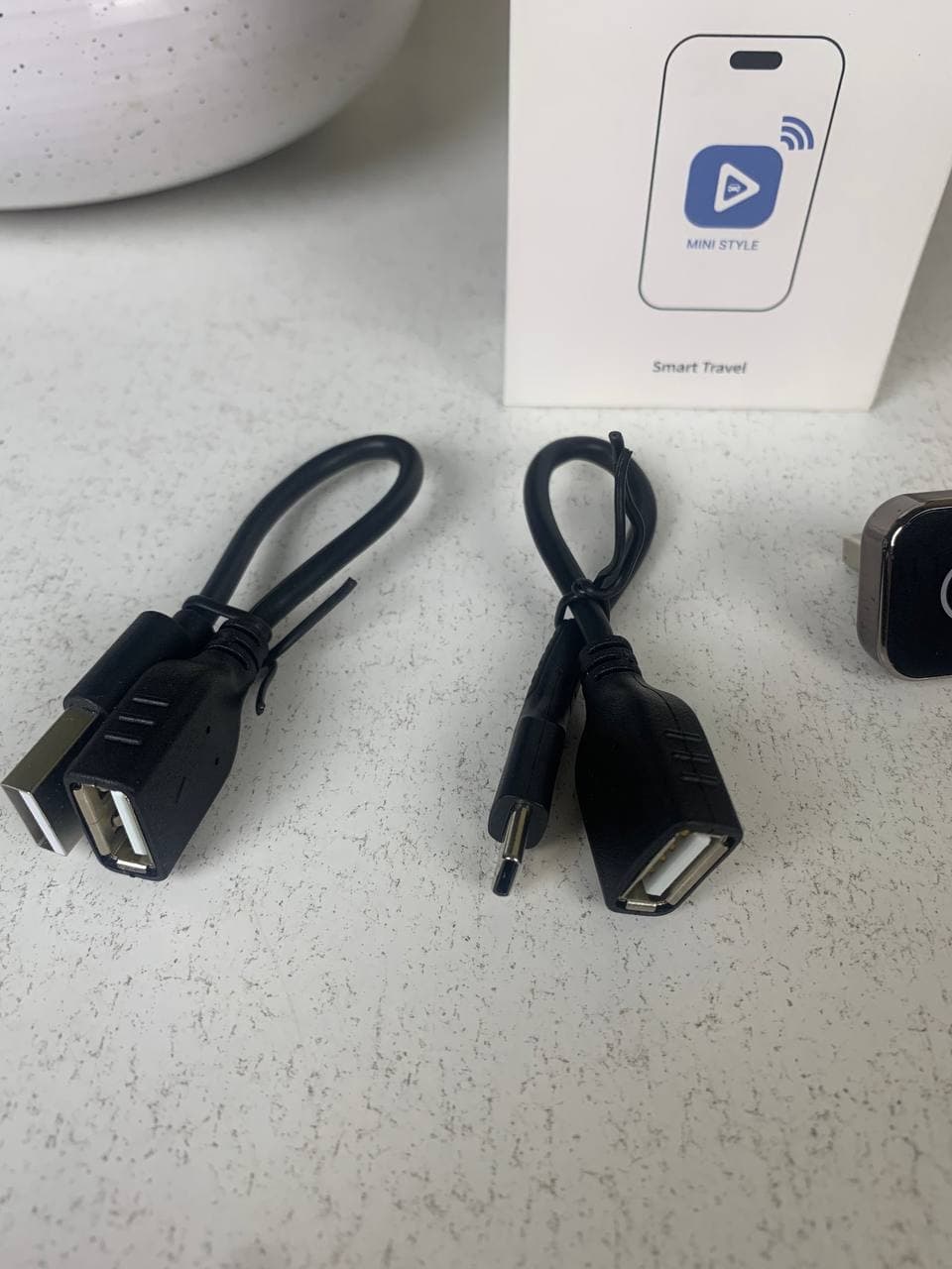 Adaptateur Sans Fil CarPlay et Android Auto pour Voitures - محول السيارة الذكي 2 في 1 - Accessoires Auto/Moto - صورة حقيقية 16