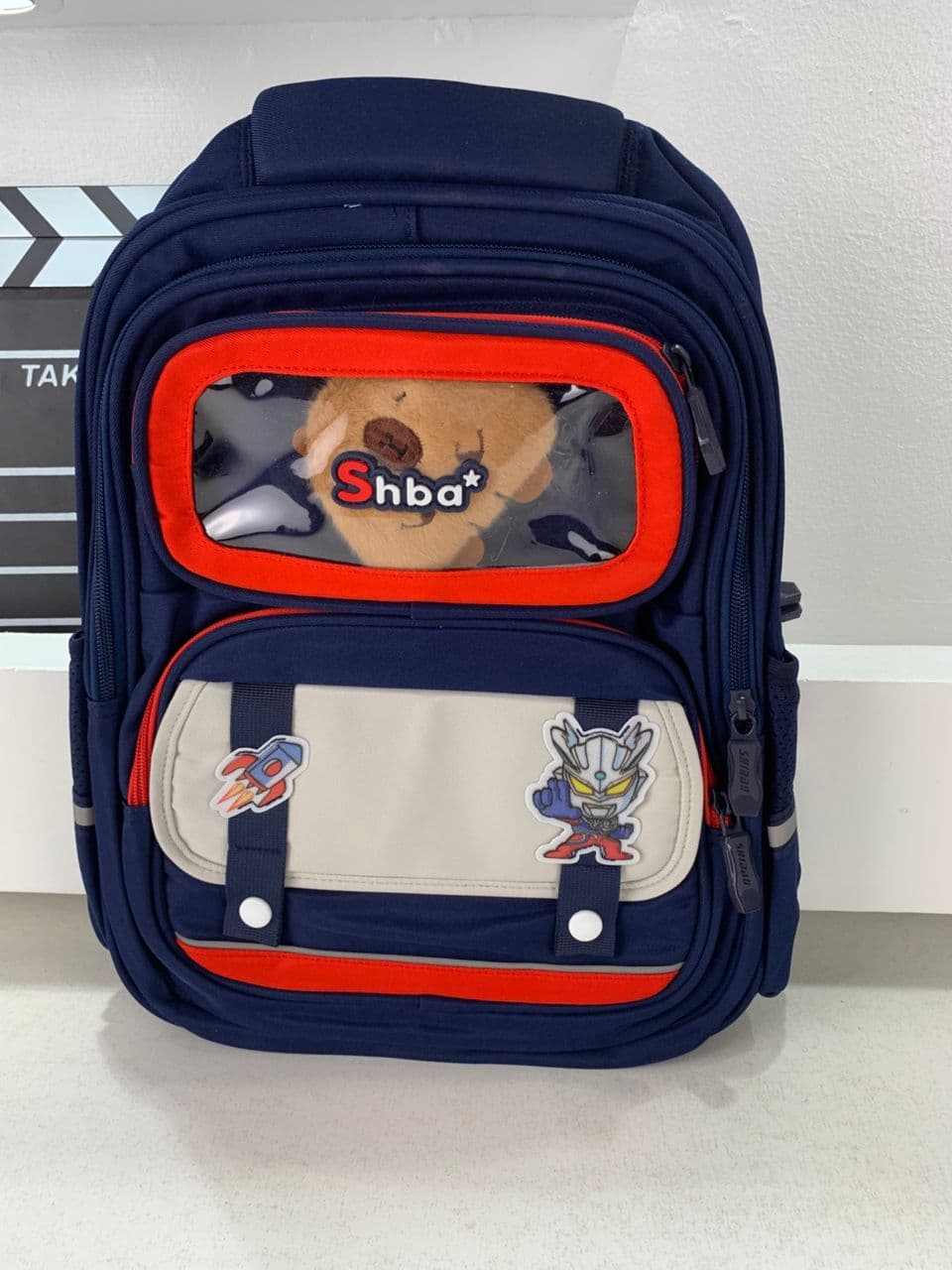 Sac à Dos Enfant Ludique avec Plusieurs Compartiment et un Peluche LM-5122 Bleu Nuit – حقيبة ظهر للأطفال أزرق ليلي — صورة حقيقية 3