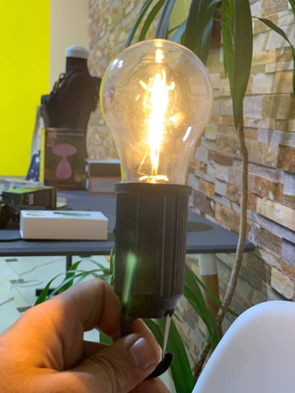 Lampe de Camping Portable étanche rechargeable 3 modes d'éclairage T01 — صورة حقيقية 6