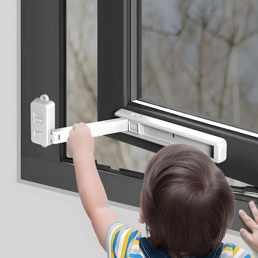 Verrou-FN-CNC.jpg Stop Fenêtres et Verrou de sécurité pour enfants – أداة حماية لغلق النافذة - الصورة 1